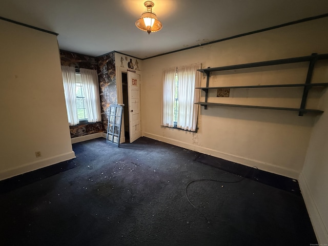27 Longview Ave, Fairfield, CT 06824 - carpeted empty room featuring baseboards
