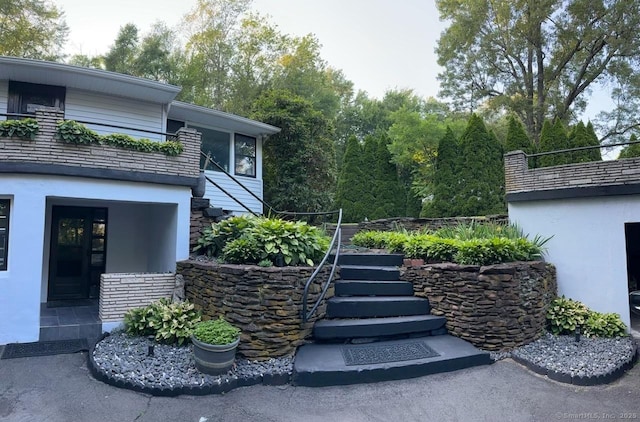 5 Old Orchard Rd, Bloomfield, CT 06002 - photo 1