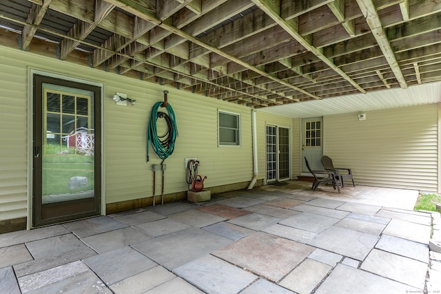 28 Musket Ridge Rd, New Fairfield, CT 06812 - view of patio / terrace