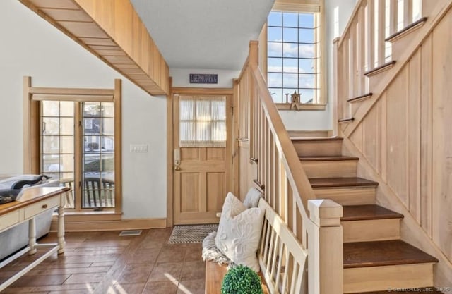 32 Meeks Point Rd, East Hampton, CT 06424 - entryway featuring stairs