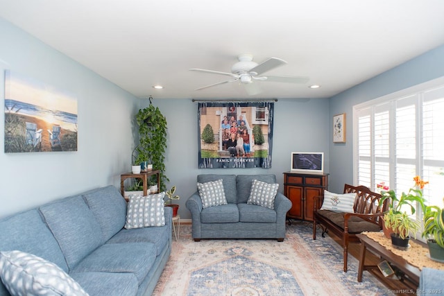 2 Oak Ter, Stratford, CT 06614 - living area with a ceiling fan and recessed lighting