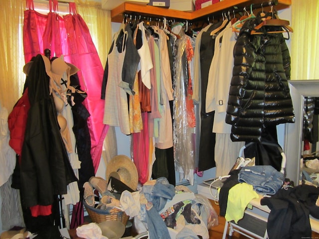 21 Kingswood Rd, Danbury, CT 06811 - view of walk in closet