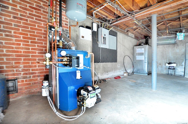 47 Westwood Dr, Simsbury, CT 06070 - unfinished below grade area featuring electric panel and a heating unit