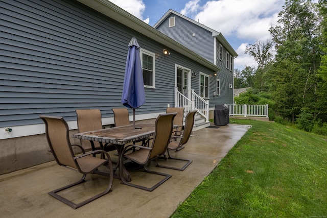 31 Old Oak Ct, Southington, CT 06489 - view of patio / terrace with entry steps