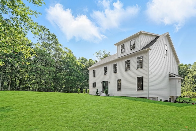 28 Pin Oak Ct, Westport, CT 06880 - view of front of house with a front lawn
