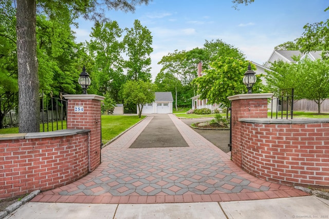 254 W Ave, Darien, CT 06820 - view of gate