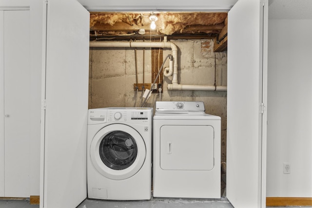 11 Bay Path Way Unit 11, Branford, CT 06405 - washroom with washing machine and dryer