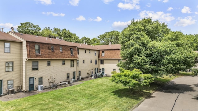 11 Bay Path Way Unit 11, Branford, CT 06405 - view of building exterior
