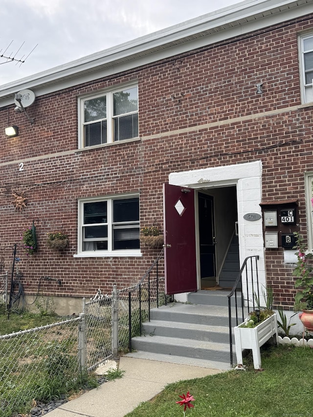 401 Granfield Ave Unit C Bldg 2, Bridgeport, CT 06610 - view of front facade featuring entry steps and brick siding