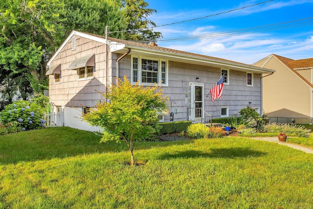34 Fleming Ct, Groton, CT 06340 - raised ranch featuring a front yard