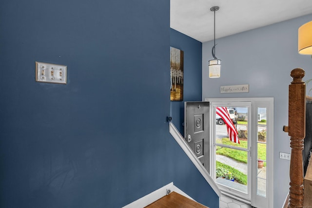34 Fleming Ct, Groton, CT 06340 - entryway with baseboards
