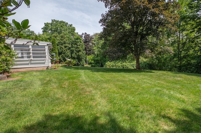 198 N Timber Ln, Cheshire, CT 06410 - view of grassy yard