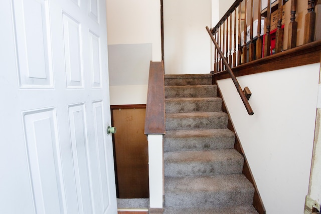 93 Cookes Rdg, Torrington, CT 06790 - photo 3