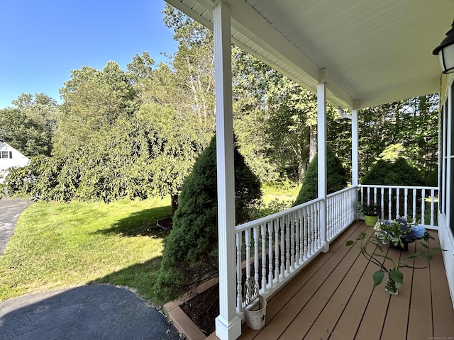 41 Calloway Dr, Milford, CT 06461 - porch with a yard