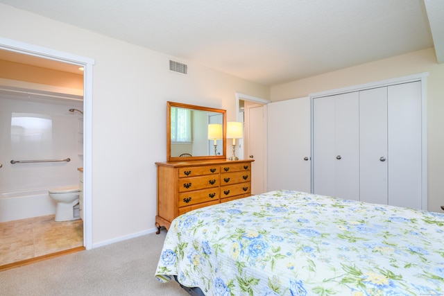 291 Heritage Vlg Unit C, Southbury, CT 06488 - carpeted bedroom featuring a closet and ensuite bathroom