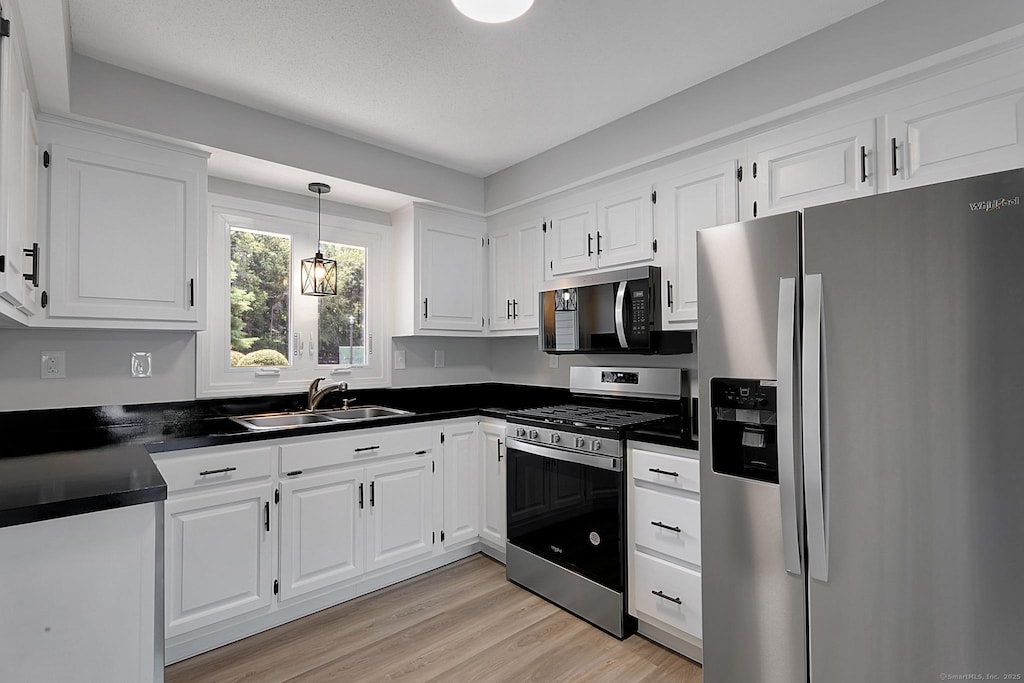 12 Daniel Dr Unit 12, East Windsor, CT 06088 - photo 1