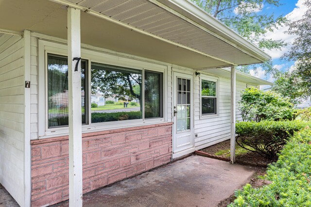 7 Weymouth Dr, Enfield, CT 06082 - view of exterior entry