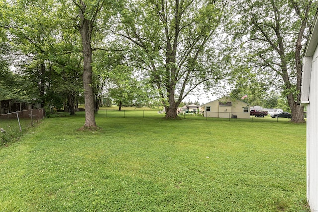 7 Weymouth Dr, Enfield, CT 06082 - view of yard