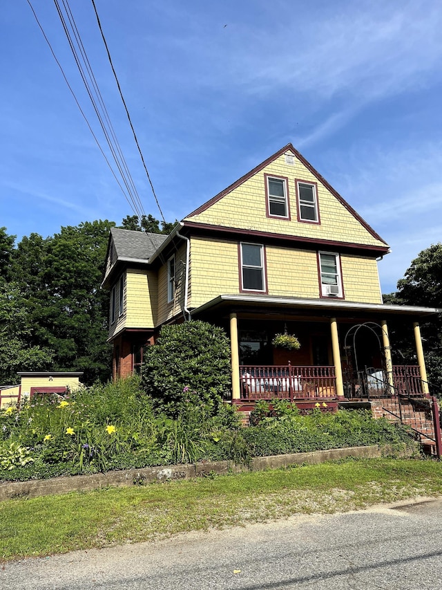 240 Walnut St, Windham, CT 06226 - view of front facade featuring a porch