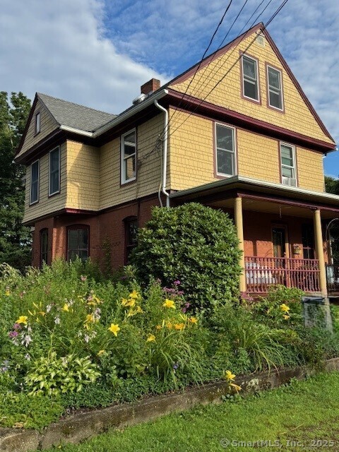 240 Walnut St, Windham, CT 06226 - photo 1