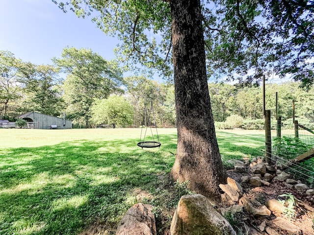 64 Spaulding Rd, Plainfield, CT 06374 - view of grassy yard