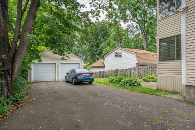 145 Quaker Ln S, West Hartford, CT 06119 - view of detached garage