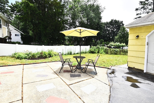 46 Millis St, Hamden, CT 06514 - view of patio