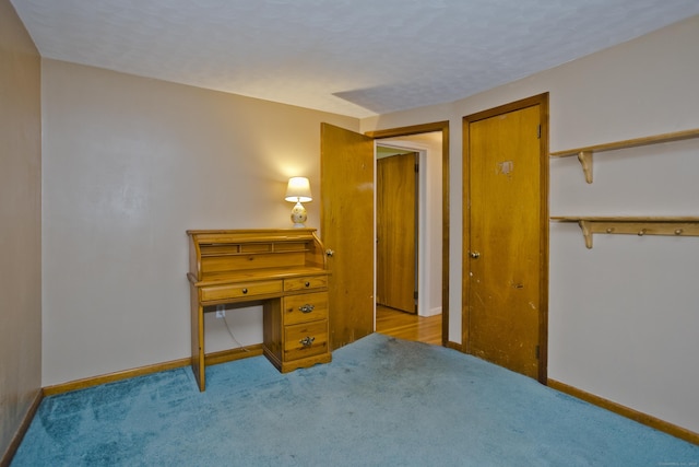 4 Birchwood Ter, Enfield, CT 06082 - bedroom featuring carpet flooring and a closet