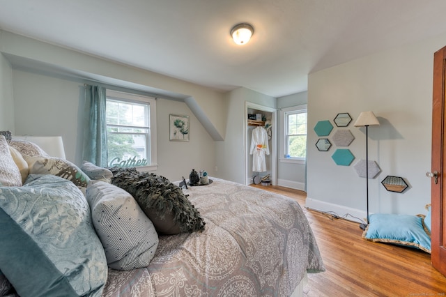 7 Ellsworth St, East Hartford, CT 06108 - bedroom featuring light wood-type flooring and a closet