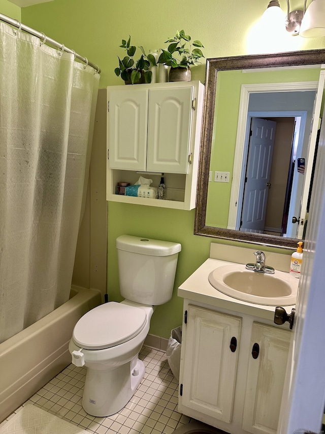 409 Glendale Ave Unit C2, Bridgeport, CT 06606 - bathroom featuring tile patterned flooring, vanity, and shower / bath combo
