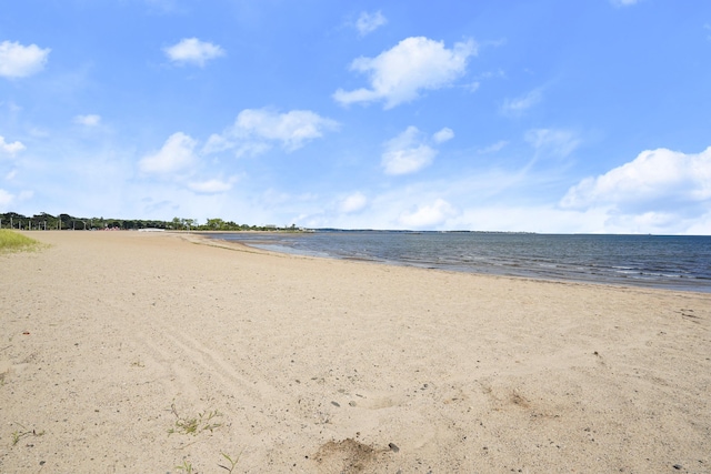 285 Savin Ave Apt B4, West Haven, CT 06516 - water view featuring local beach
