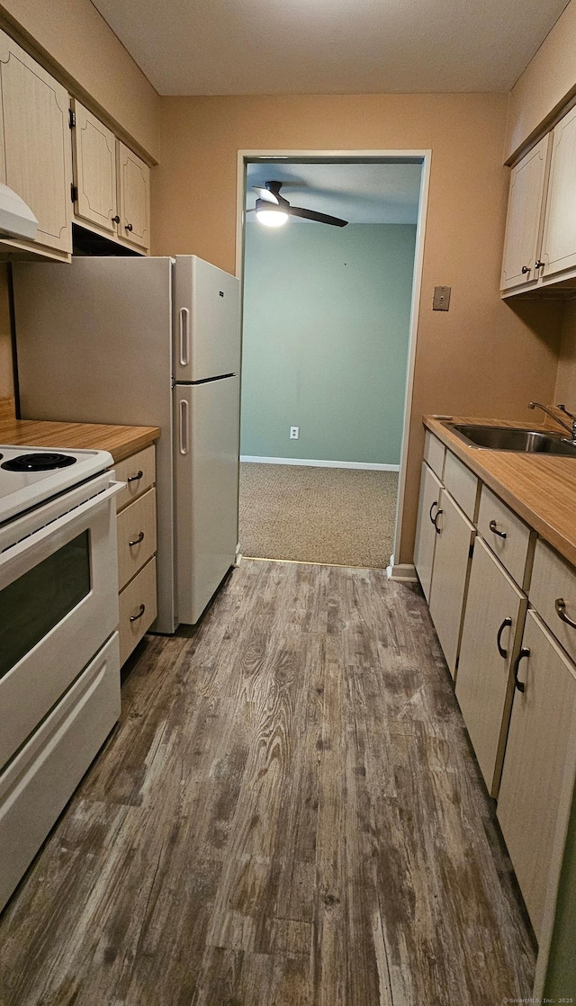 285 Savin Ave Apt B4, West Haven, CT 06516 - kitchen with white appliances, dark wood-style flooring, and a ceiling fan