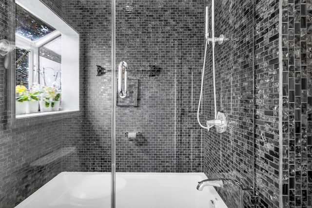 423 Whitfield St, Guilford, CT 06437 - full bath with combined bath / shower with glass door