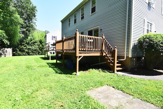 84 Parade Hill Rd Unit 84, New Canaan, CT 06840 - back of house with a wooden deck and a yard