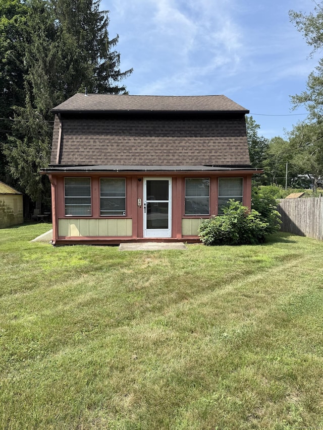 20 Greystone St, Windham, CT 06226 - view of front facade featuring a shingled roof