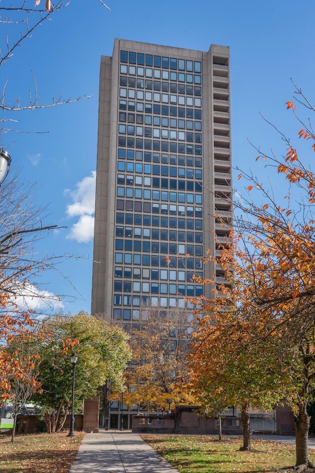 1 Gold St Apt 12B, Hartford, CT 06103 - view of building exterior