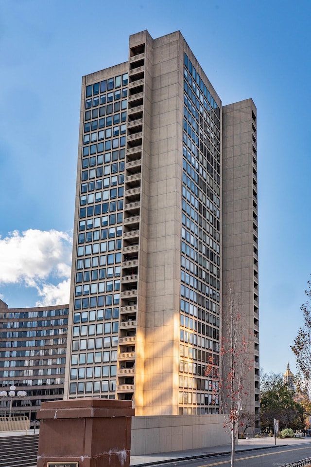 1 Gold St Apt 12B, Hartford, CT 06103 - view of property