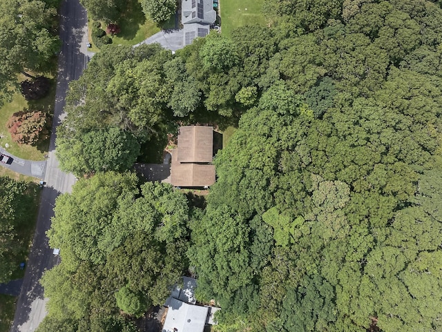 16 Eagle Ridge Dr, Ledyard, CT 06335 - aerial view of property and surrounding area
