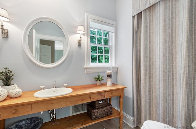 9 Tallwood Rd, Woodbridge, CT 06525 - full bathroom featuring toilet and vanity