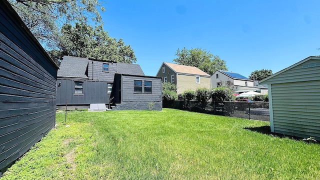 671 Fairview Ave, Bridgeport, CT 06606 - view of yard with a residential view