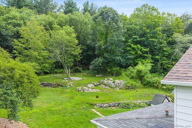 10 Gifford Ln, Norwich, CT 06389 - view of yard