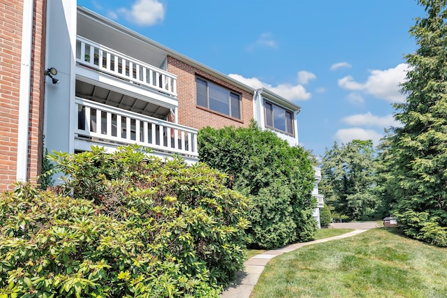 6 Hills Ln Unit 6, Norwalk, CT 06880 - view of building exterior