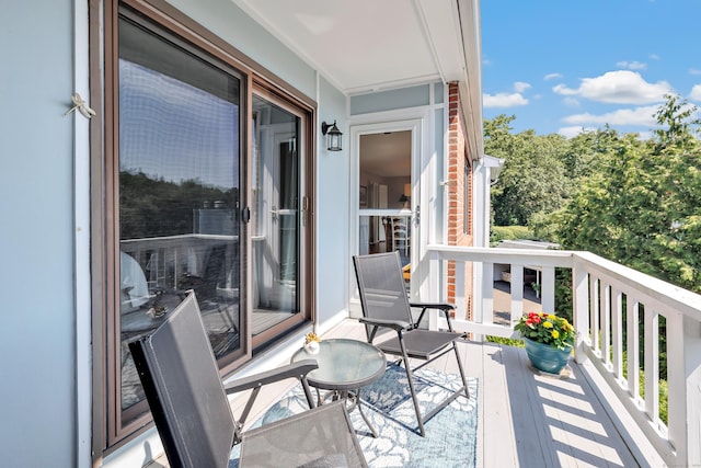 6 Hills Ln Unit 6, Norwalk, CT 06880 - view of balcony