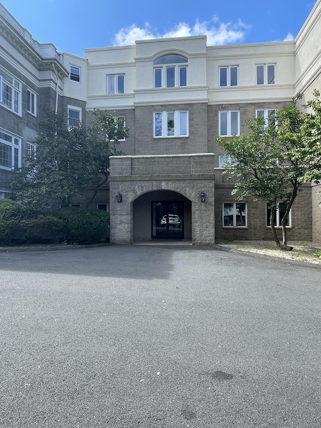 500 Prospect St Apt 4A, New Haven, CT 06511 - view of front facade featuring stucco siding