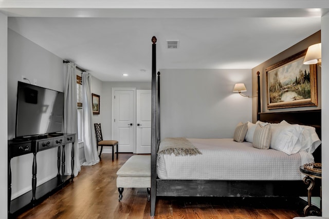 75 Green Hill Rd, Washington, CT 06793 - bedroom with wood finished floors and recessed lighting