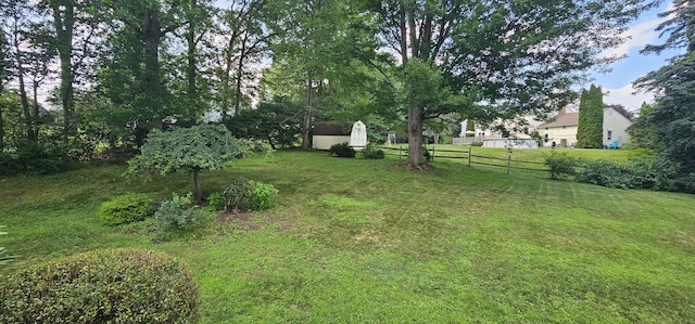 187 Two Rod Hwy, Wethersfield, CT 06109 - view of yard featuring a storage shed