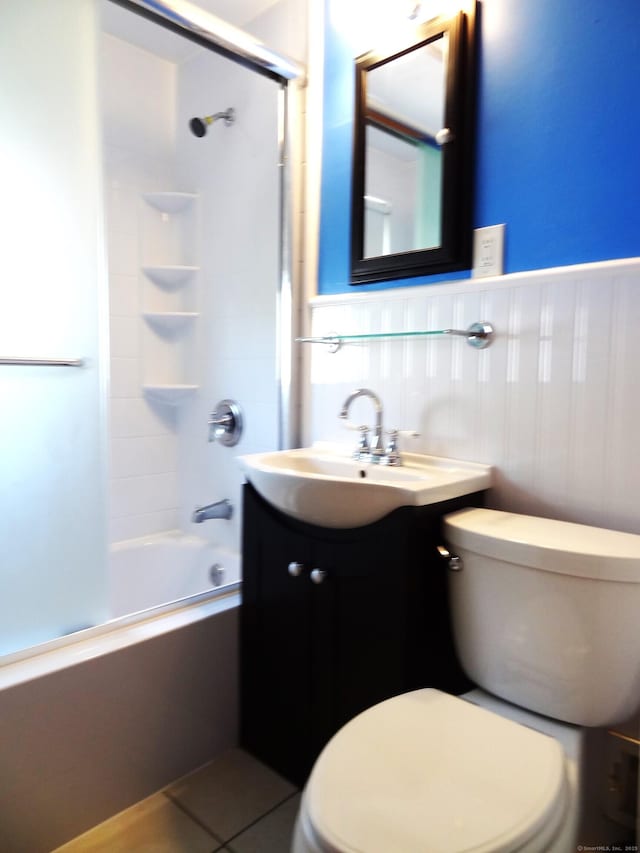 155 Sylvan Knoll Rd, Stamford, CT 06902 - full bathroom with vanity and bathing tub / shower combination