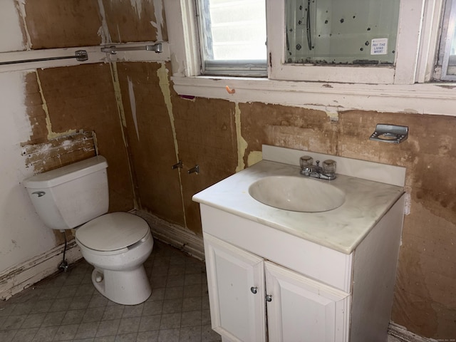607 Broadview Ter, Hartford, CT 06106 - bathroom featuring vanity and toilet