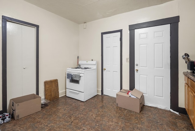 245 Goodrich St, Hamden, CT 06517 - kitchen featuring gas range gas stove