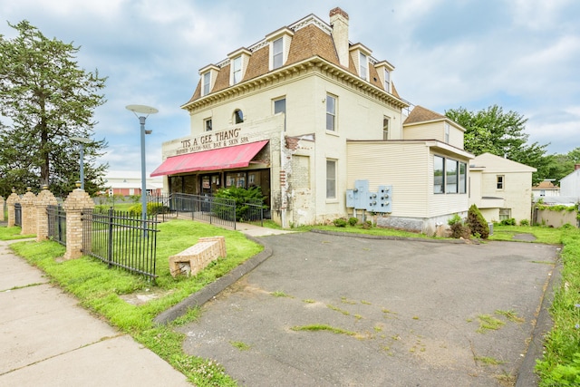 2404 Main St, Hartford, CT 06120 - view of property